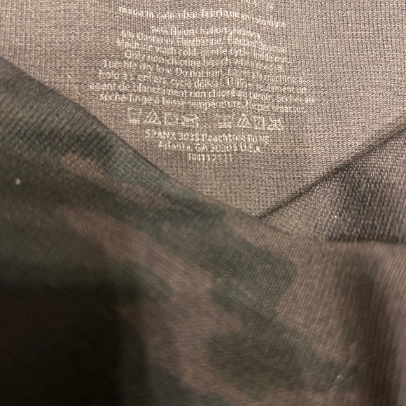 SPANX leggings - Picture 5 of 5